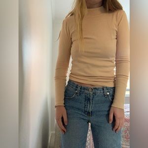 Butter yellow thin long sleeve Free People shirt